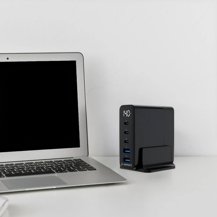 Gembird Βάση Φόρτισης GaN 5-Θυρών 140W (3x USB-C PD + 2x USB-A QC3.0) - Μαύρο (TA-UC-2A3C-PD140-01-BK)