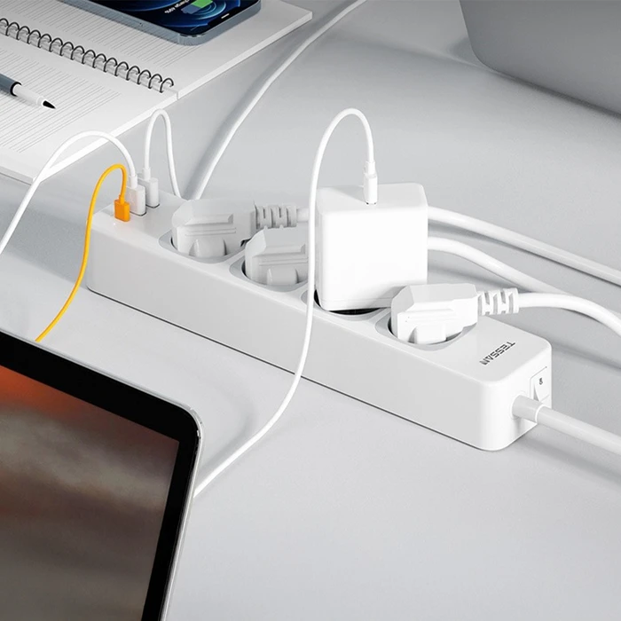 Tessan Smart Power Strip TS-307-C — 4x Schuko, 2x USB-A, 1x USB-C, 2m Cable, White