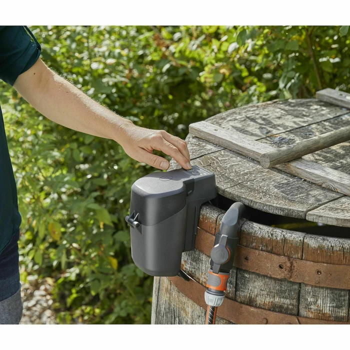 Αντλία Gardena 2000/2 18V P4A Battery Rainwater Tank Pump