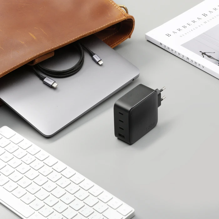 Φορτιστής Πρίζας Ugreen USB-A+3xUSB-C 100W GaN Tech Fast EU Black