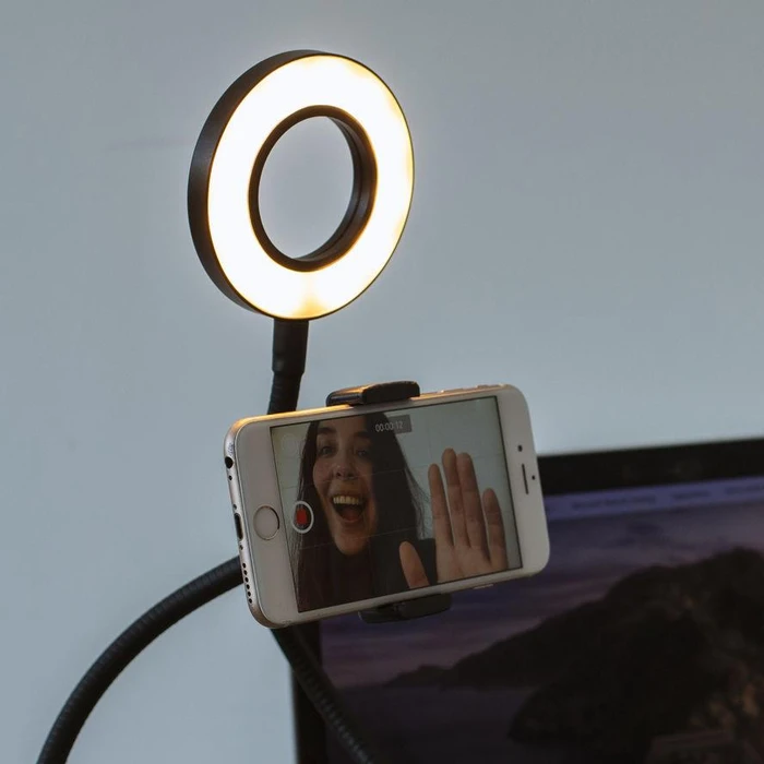 Λάμπα ThumbsUp!Vlogging LightSelfie ring light with smartphone holder (65cm)-Διάμετρος Δακτυλίου 50cm